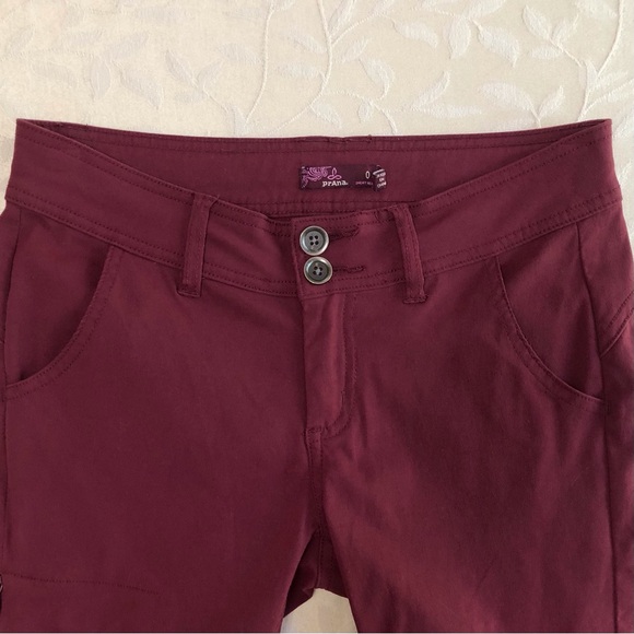 PrAna Womens Outdoor Hiking Pants Size 0 Short Burgundy Convertible Roll Up - Picture 6 of 10